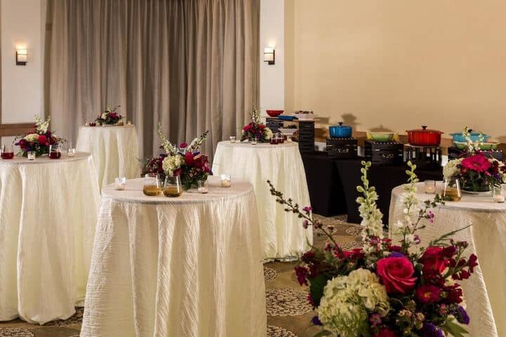 Banquet hall